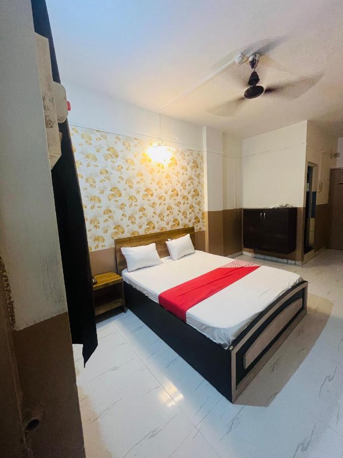 Hotel Royal Lodging Phursungi Kültér fotó